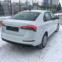 Фотография автомобиля 2