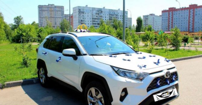 Фотография автомобиля Toyota RAV4 2018 – н.в. V (XA50)