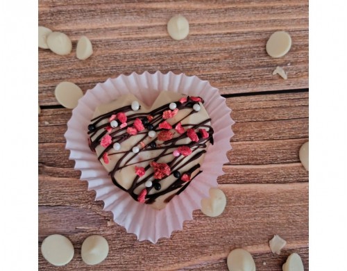 Шоколад формы сердца (белый, тёмный, молочный) 