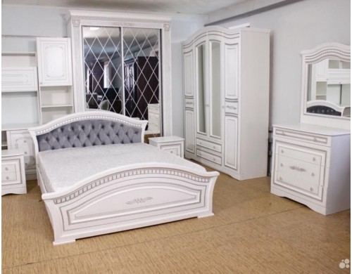 Спальный гарниур новый