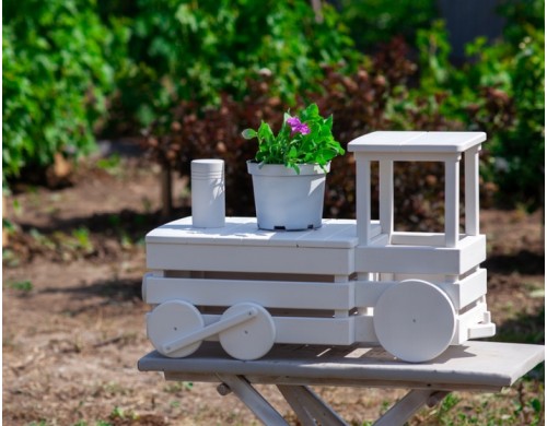 Локомотив - клумба