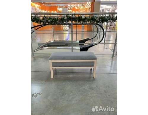 Банкетка в прихожую