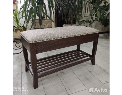 Банкетка в прихожую