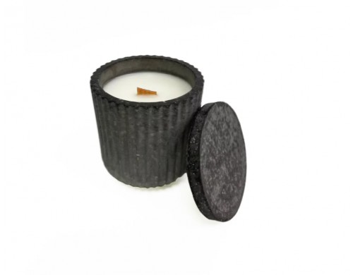 

Свеча ароматическая из кокосового воска в гипсовом гладком стакане "Дубовый мох & Амбра"