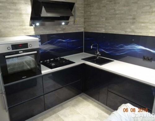 Каменная столешница с литой мойкой