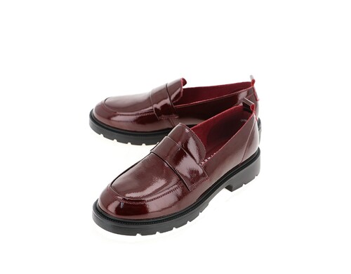 Лоферы женские Baden CV189-017 бордовые 39 RU