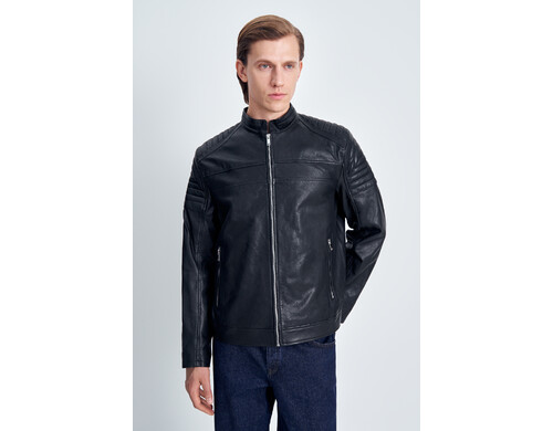 Кожаная куртка мужская Finn Flare FAE21800 черная XL