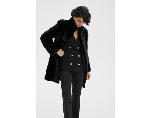 Шуба женская Lama 100 черная 42 RU