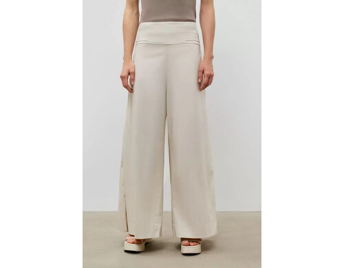 Брюки женские Baon B2923002 белые M