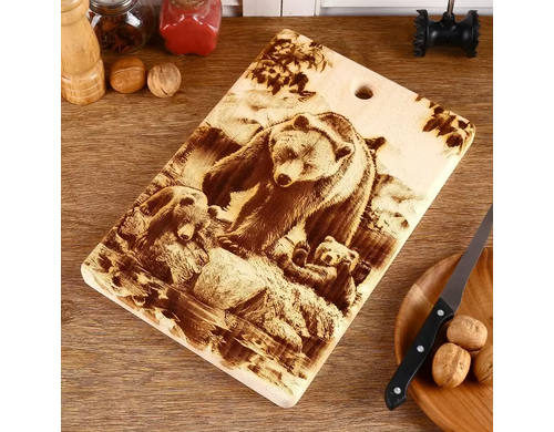 Доска из массива кедра «Медведь», большая, прямоугольная, 23x35 см