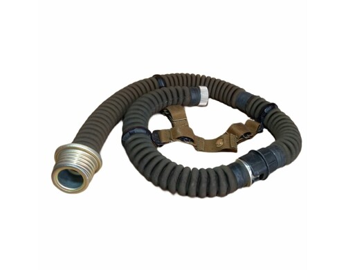 Шланг подачи воздуха летчика